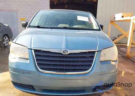 2008 Chrysler Town & Country Lx z USA, uszkodzony, nr VIN 2A8HR44H08R129401